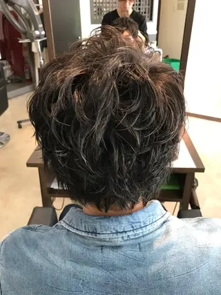 ショート パーマ GRANLUSSO 岡山駅前 ビックカメラ5階所属・岡本 智次のヘアスタイル