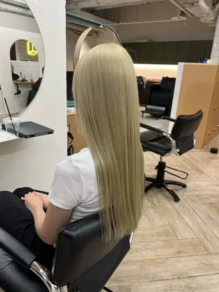 ロング カラー ベージュ/髪質改善 新潟/万代/井上佑のヘアスタイル