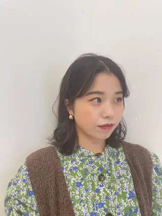 ミディアム カラー Of　HAIR所属・外山 なつ美のヘアスタイル