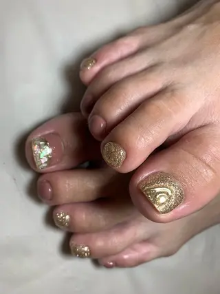 ネイル m.i private nail salon所属・大西 真衣のネイルデザイン