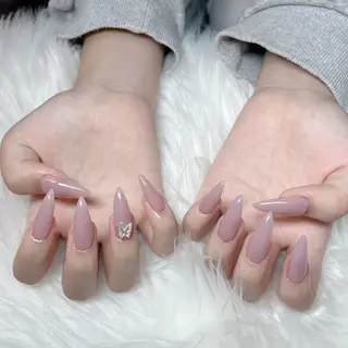 ネイル 石王 美羽のネイルデザイン