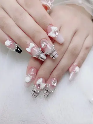 ネイル ネイルサロンロータス (渋谷店)のネイルデザイン