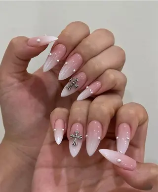 ネイル Lyna 池袋のネイルデザイン