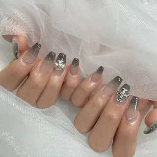 ネイル h's dazz harukaのネイルデザイン