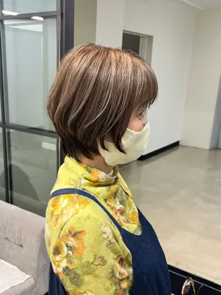 ショート カラー Toiro 横浜所属・海外ヘア／レイヤー カットNatsuのヘアスタイル