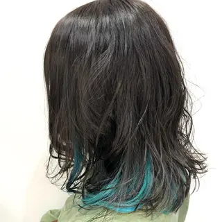 セミロング カラー ヘアアレンジ ナカタケ ユウのヘアスタイル