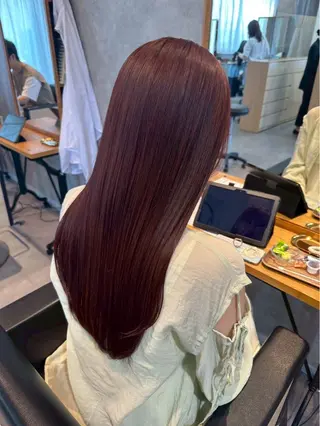 ロング 岩岡 つなみのヘアスタイル