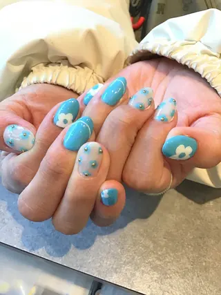 ネイル Nest 岩崎のネイルデザイン