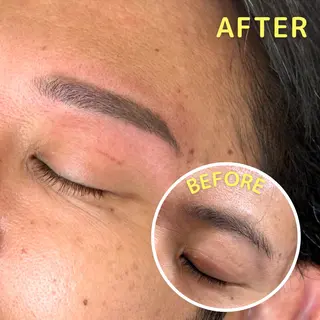 アイブロウ HAIR&MAKE POSH 日暮里のネイルデザイン