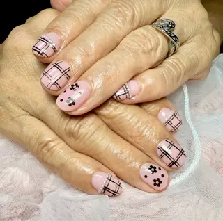 ネイル M.N_ nailのネイルデザイン