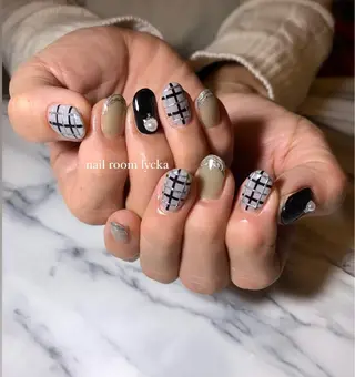 ネイル ﾈｲﾙﾙｰﾑﾘｯｶ 𝐦𝐚𝐲𝐮のネイルデザイン