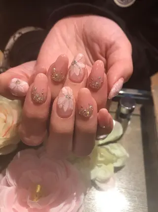 ネイル Nest 三田のマツエク・マツパデザイン