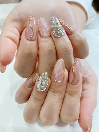 ネイル Nest 平出のネイルデザイン