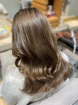 セミロング カラー fizelle akari🌷のヘアスタイル