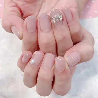 ネイル バニーアイズ　ネイル ニューオータニ博多店のネイルデザイン