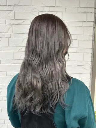 ロング カラー Suah カクイニチカ🪄🤍のヘアスタイル