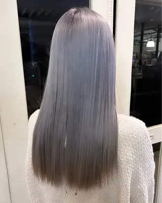 カラー MAMI / Lienのヘアスタイル