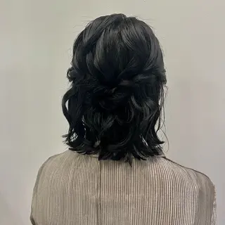 ミディアム ヘアアレンジ 〖❁田尻千尋| LEONID❁〗のヘアスタイル