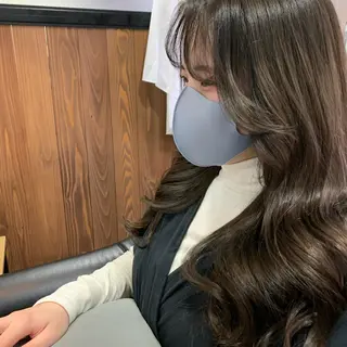 ロング アンキシム ahnkism所属・nit by AHNKISMのヘアスタイル