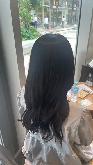 ロング Lolonois 森ノ宮/RINのヘアスタイル