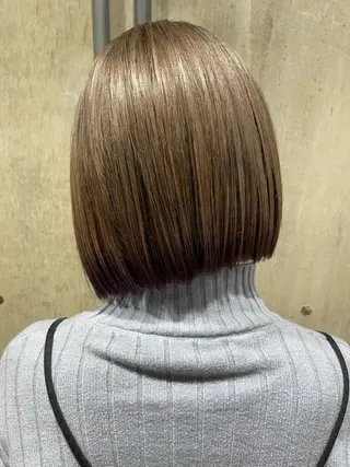 ショート カラー ワタナベ アオイのヘアスタイル