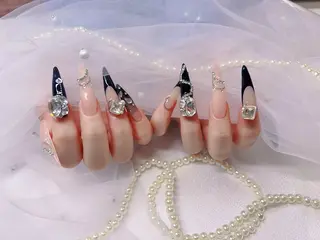 ネイル 💜MIYA nail川崎店のネイルデザイン