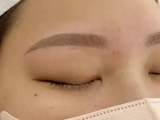 アイブロウ まつ毛と眉毛の専門店　オクターブ福岡店所属・オクターブ 天神店の眉毛・アイブロウイメージ