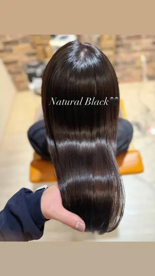 セミロング カラー AROMA awanoのヘアスタイル