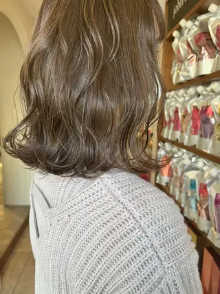 セミロング カラー ヘアアレンジ 🫧🎀tasty yama🫧🪽のヘアスタイル