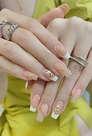 ネイル 米澤 ハナユキのネイルデザイン