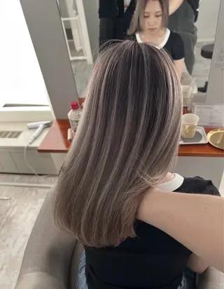 ミディアム カラー ROBIN所属・指名数No.1 /NAOYAのヘアスタイル