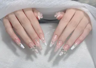 ネイル Lenie Nailsのネイルデザイン