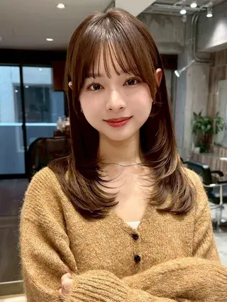 ミディアム Farbe🤍 新築new Openのヘアスタイル