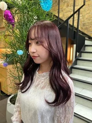 ミディアム 暖色ｶﾗｰ/ﾚｲﾔｰ ｶｯﾄ/Yunaのヘアスタイル