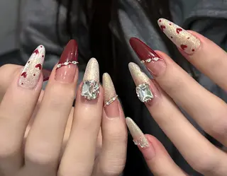 ネイル Pure&Rich Nailのネイルデザイン