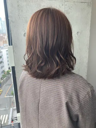 ミディアム ✨色持ちの良い艶 カラー✨蟹江真世のヘアスタイル