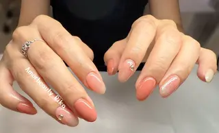 ネイル Kaka_ パラジェル、長さだしのネイルデザイン