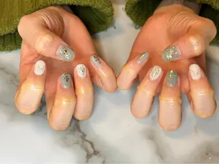 ショート ネイリスト シンのネイルデザイン