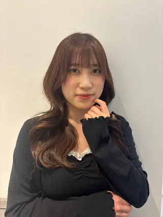 ロング 鍋嶋 涼香のヘアスタイル