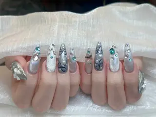 ネイル Nie Nail Shinokuboのネイルデザイン