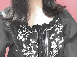 ミディアム かりん 🤍のヘアスタイル