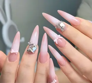 ネイル Pure&Rich Nailのネイルデザイン