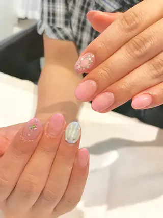 ネイル Re Pearl～コーディネートサロン～ 市駅前店所属・NARUMI HYODOのネイルデザイン