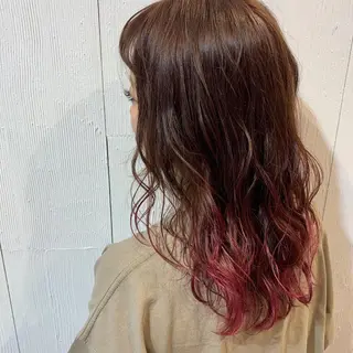 セミロング カラー 和泉 沙綾のヘアスタイル