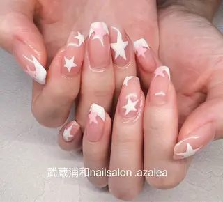 ネイル R inのネイルデザイン