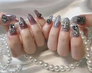 ネイル RAFFINE 月🦋🩵のネイルデザイン