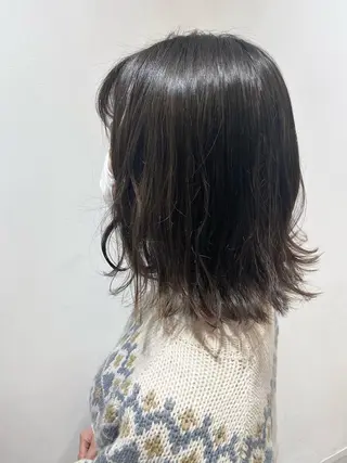 ミディアム カラー 🐺ウルフ/レイヤー 似合わせ‎🤍沙羅のヘアスタイル