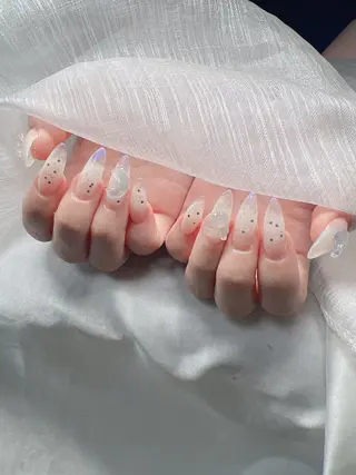 ネイル Lee Nailsのネイルデザイン