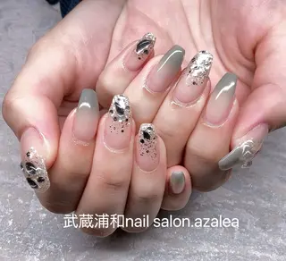 ネイル R inのネイルデザイン