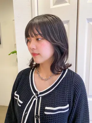 ミディアム レイヤーカット/艶カ ラー/chihiroのヘアスタイル